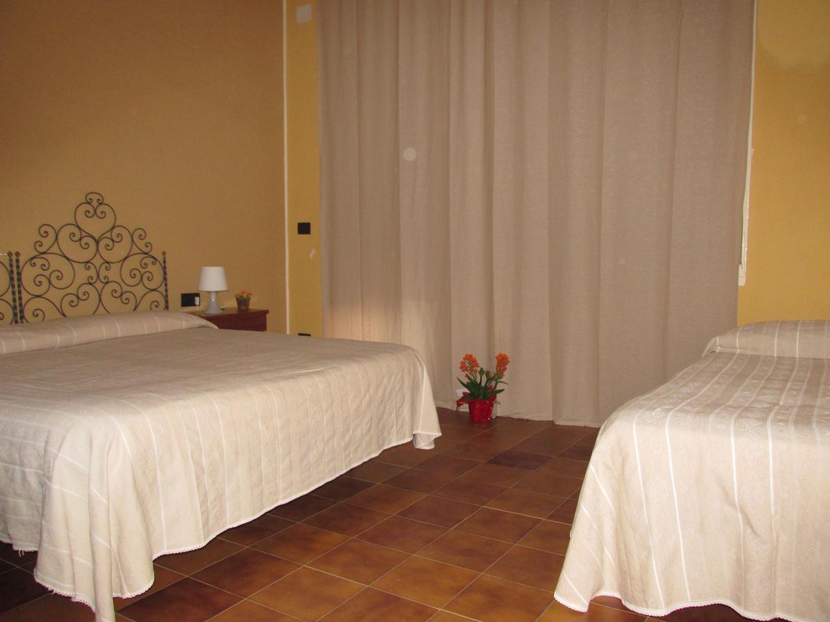 Hotel Panorama Di Sicilia Castelmola Bagian luar foto