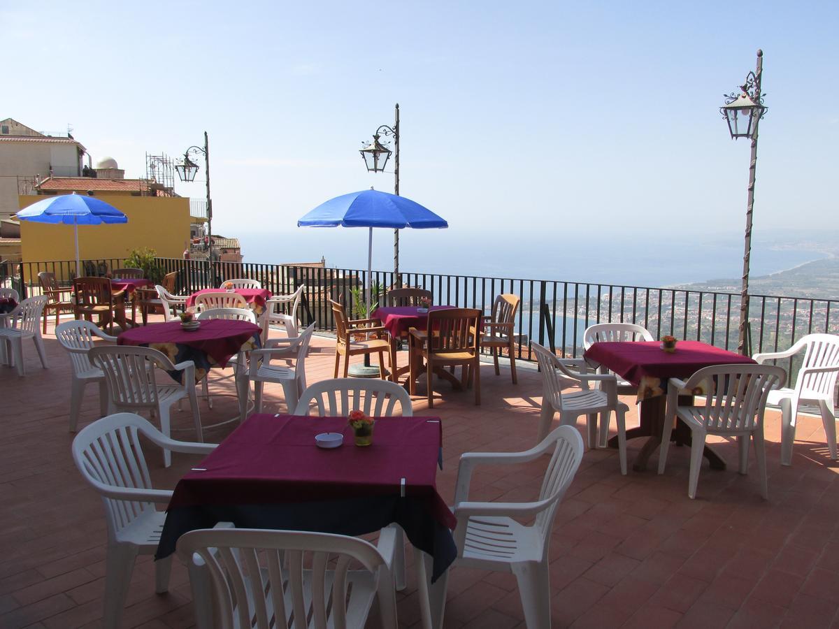Hotel Panorama Di Sicilia Castelmola Bagian luar foto